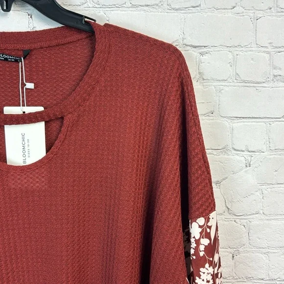 BloomChic Rust Waffle Knit Balloon Sleeve Top Plus Size 4X - Picture 3 of 7